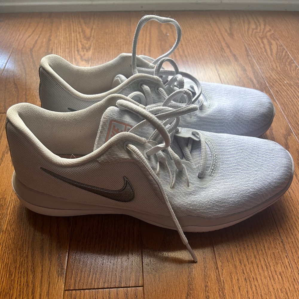 Nike Flex Supreme TR 6